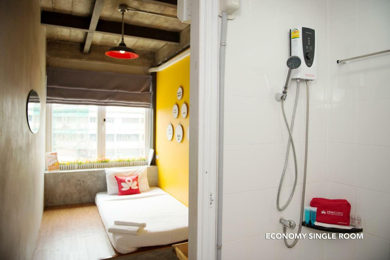 Zen Rooms Damrongrak Road Bangkok Exterior photo